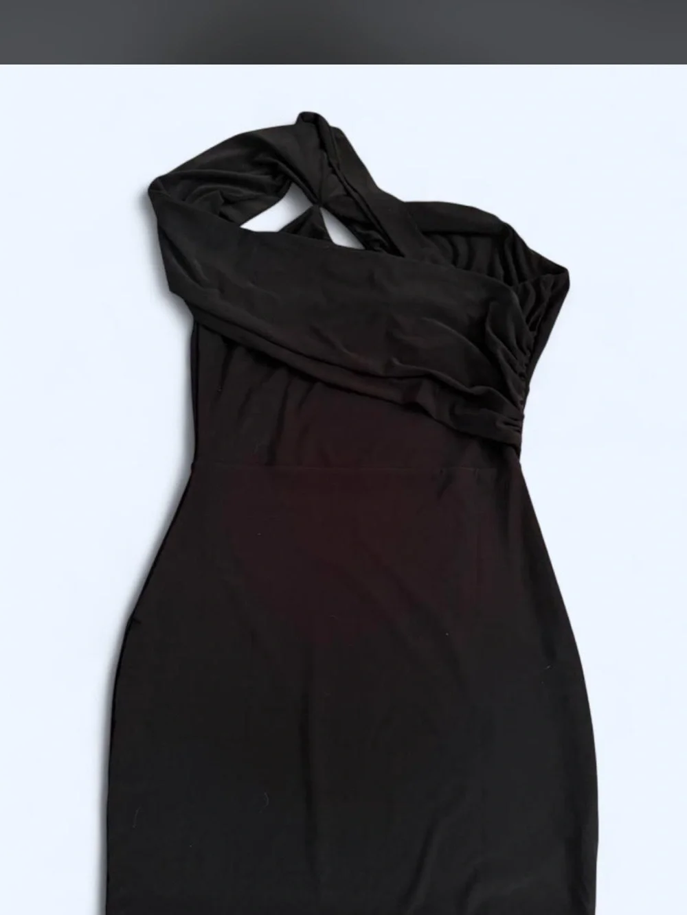 Windsor Black One-Shoulder Twist Bodycon Dress